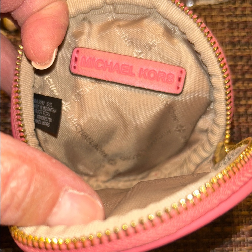 Michael Kors Pink and Cream Key Holder - Picture 9 of 10
